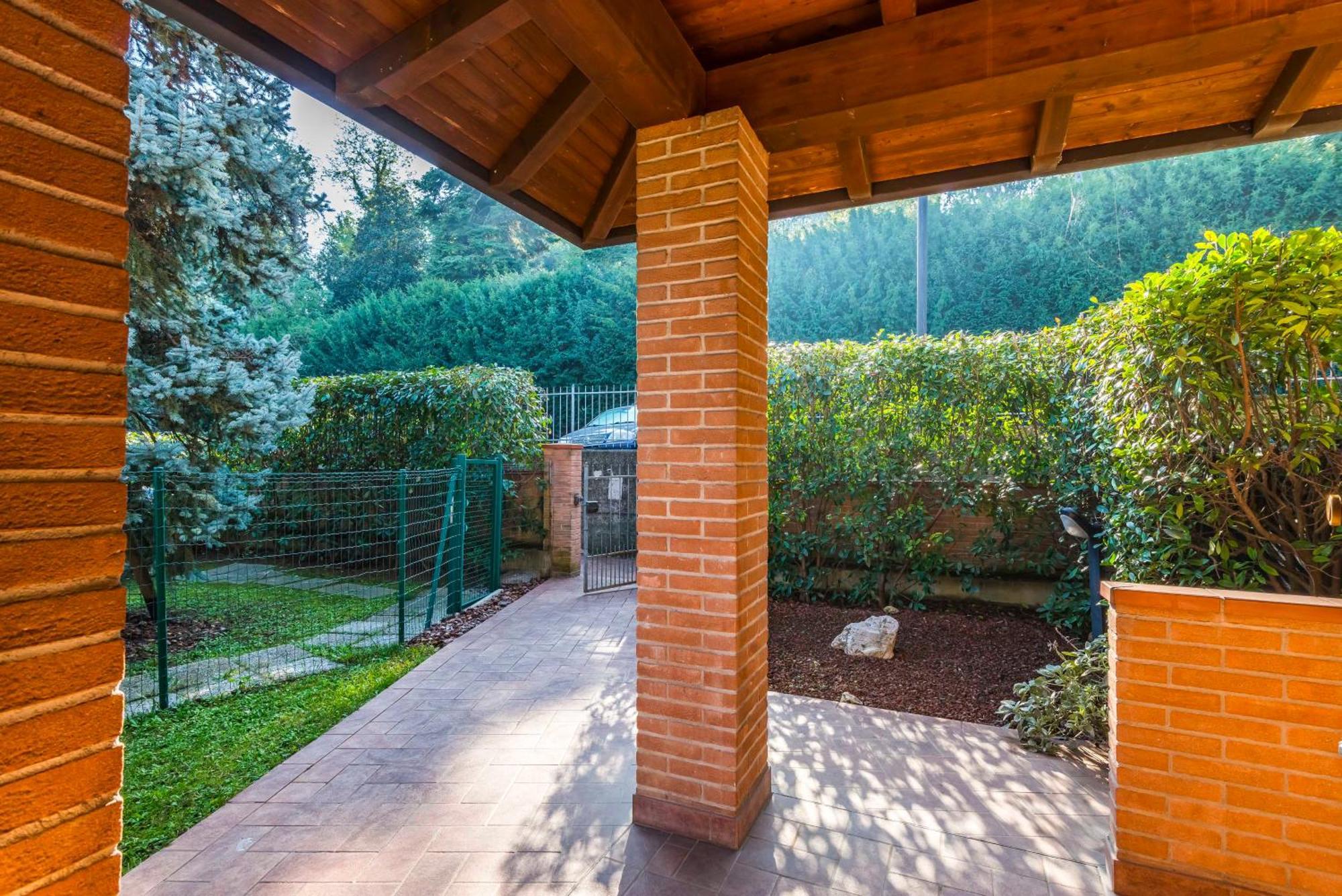 Jacuzzi Apartment In Italian Villa, Wi-Fi & Garden Sassuolo - Maranello Casalgrande Exterior foto